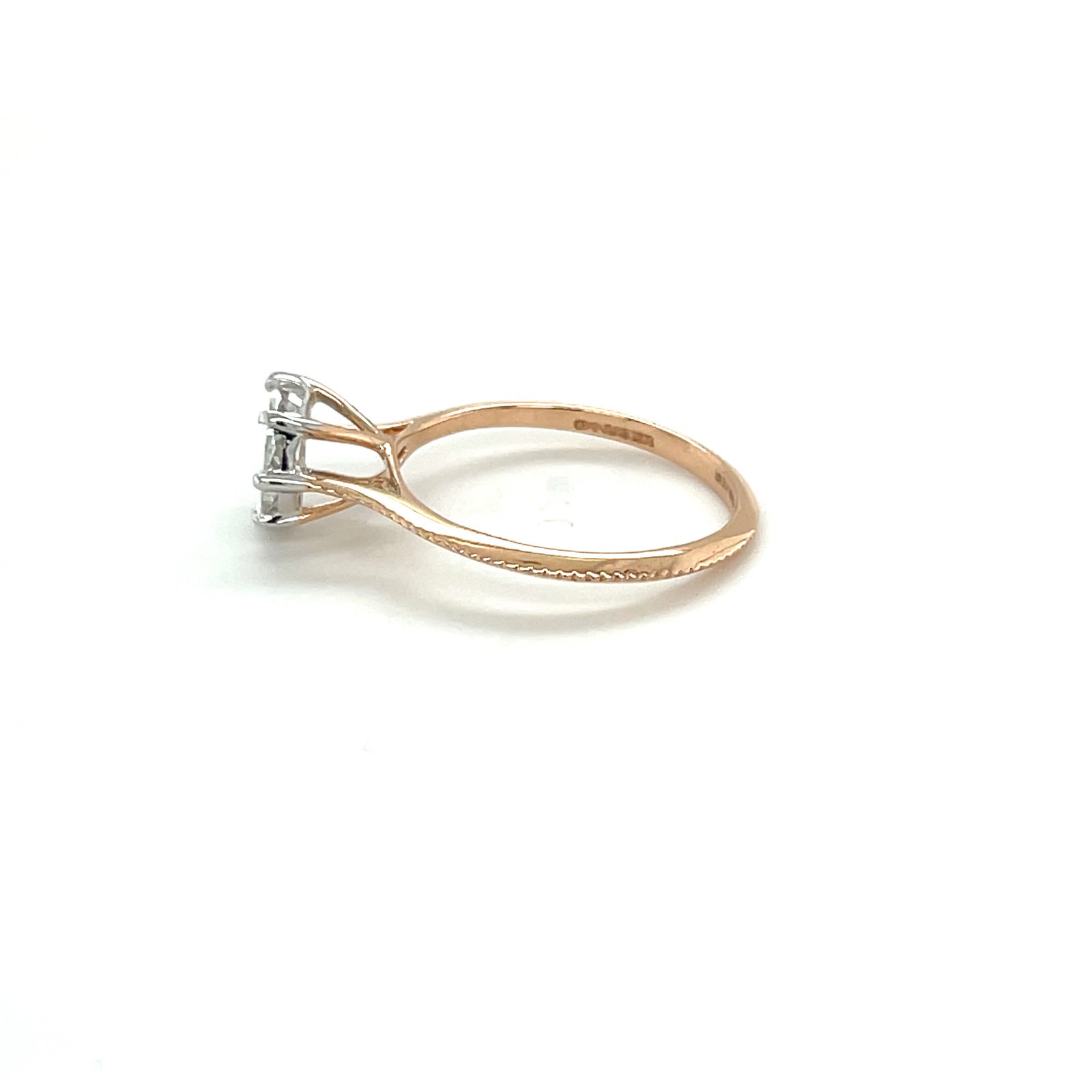 Royale Diamonds – Celeste Illusion-Solitaire Natural Diamond Ring in 18K Rose Gold (0.56 cts, IGI)