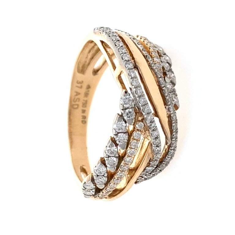 18kt / 750 rose gold fancy diamond...