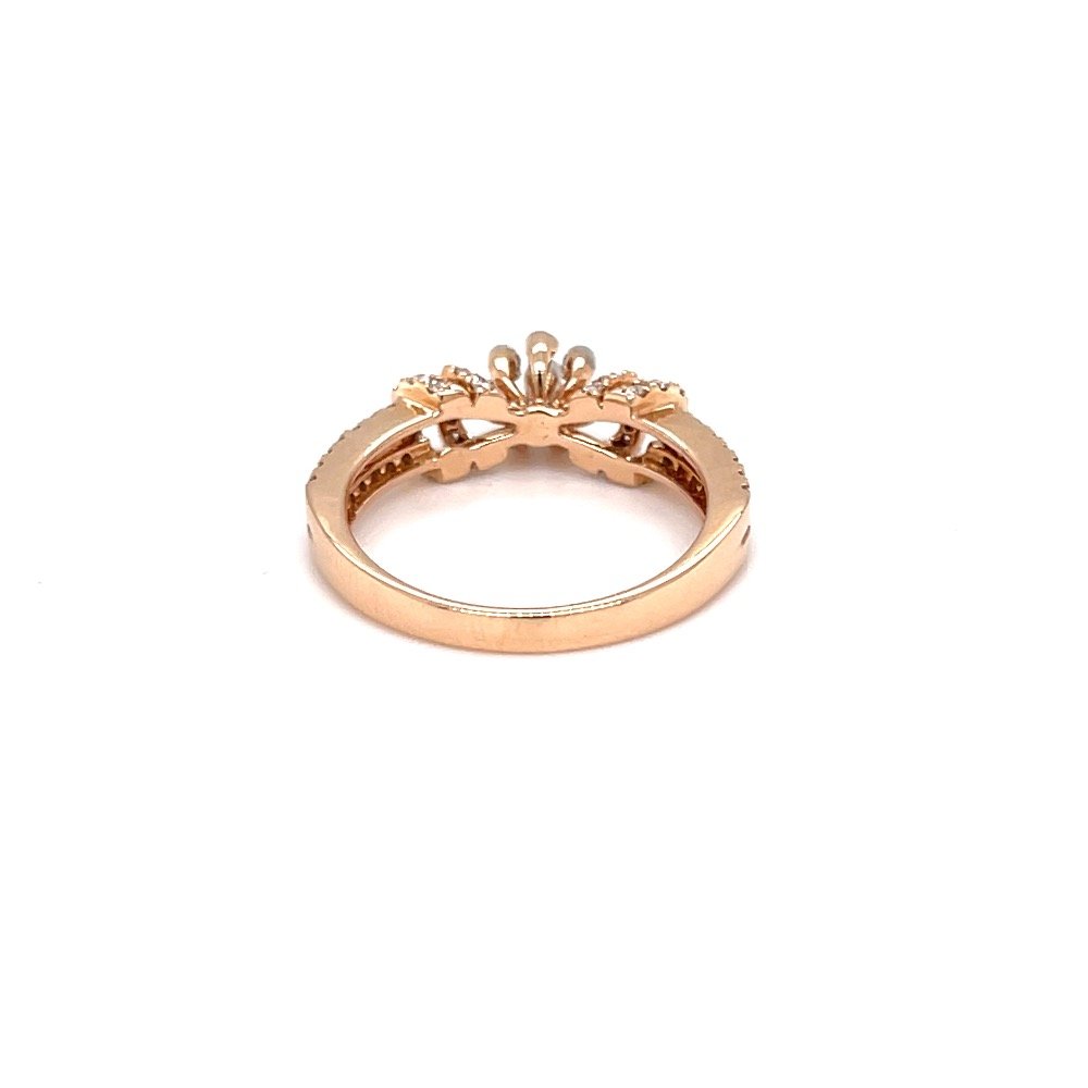 Floral design with dual band diamond ring in rose gold