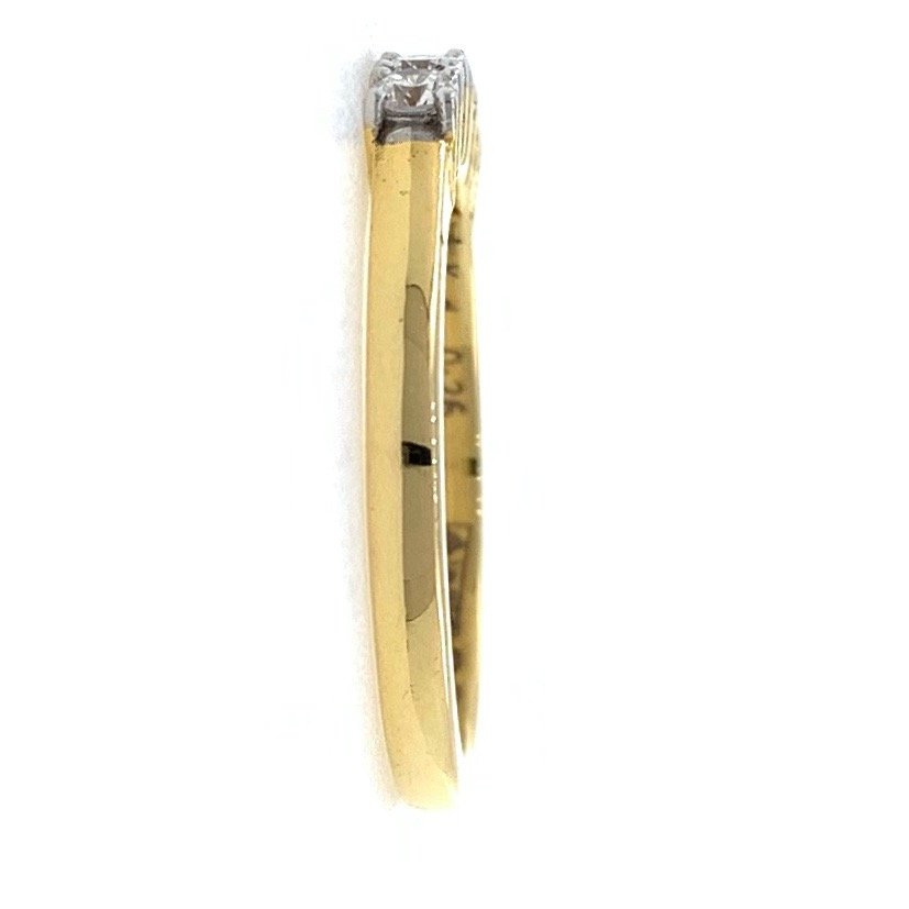 18kt / 750 yellow gold classic line diamond ring for girls 9lr86