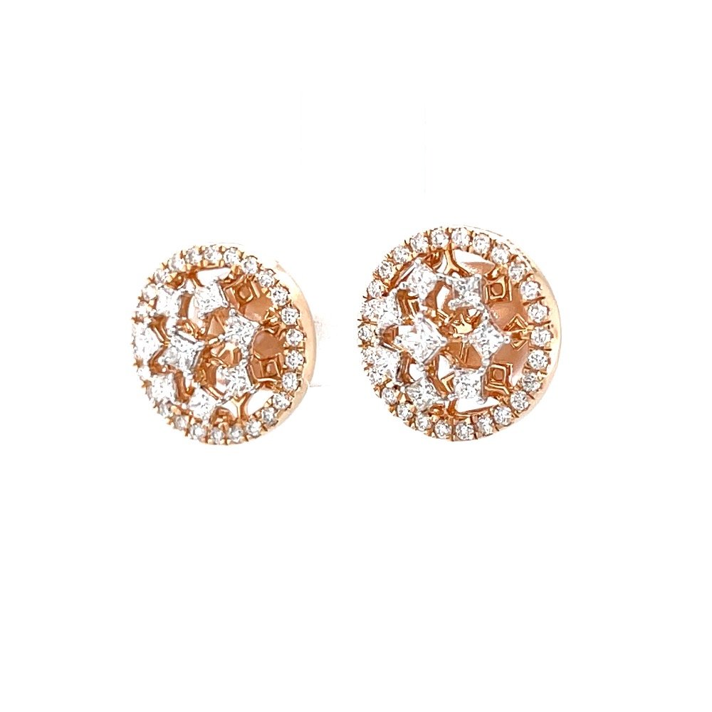 Star shaped diamond stud with a round bracket with princess cut