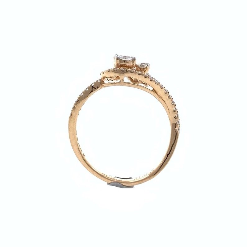 Charmante Diamond Ring delicately designed to give a feel of flower and Petals in 18k Rose Gold - VVS EF - 0.44 carats - 0LR67