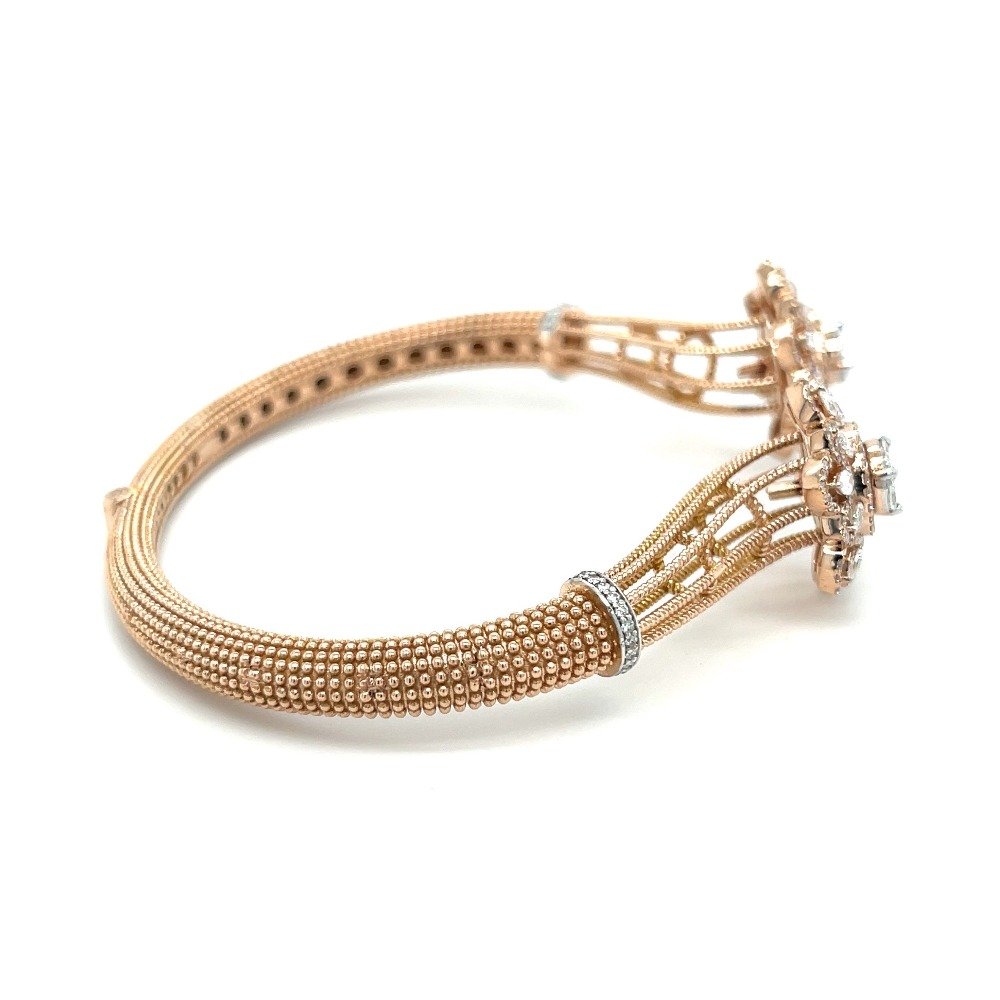 Designer Royale Diamonds Bracelet for Special Occasions