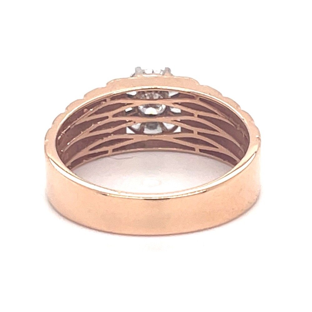 Eva cut Round diamond classic engagement ring with solitaire look