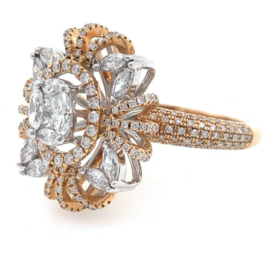 18kt / 750 rose gold anniversary cocktail diamond studded ladies ring 8lr158