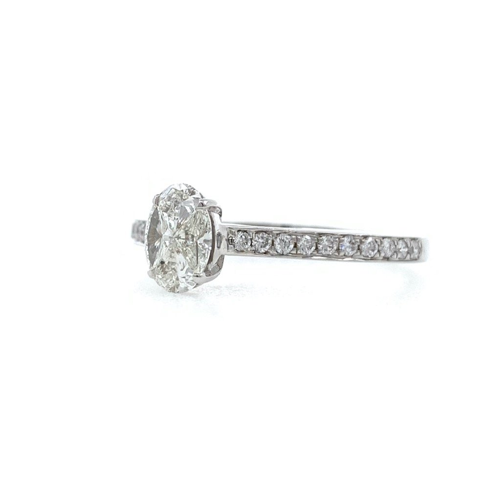 Oval Shaped Pie Cut Diamond Engagement Ring in 18k White Gold - VVS - VS - FG - 2.210 Grams - 0.38 carat - 0LR43