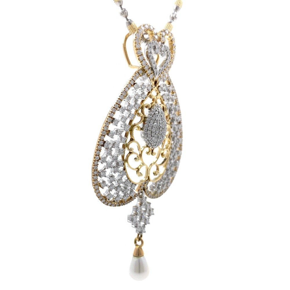 Schitterend diamond pendant in yellow gold 7shp26