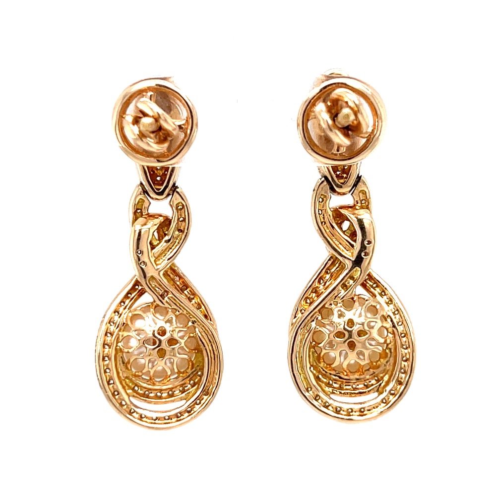 Mini latkans with a pearl in the centre in vvs quality diamonds