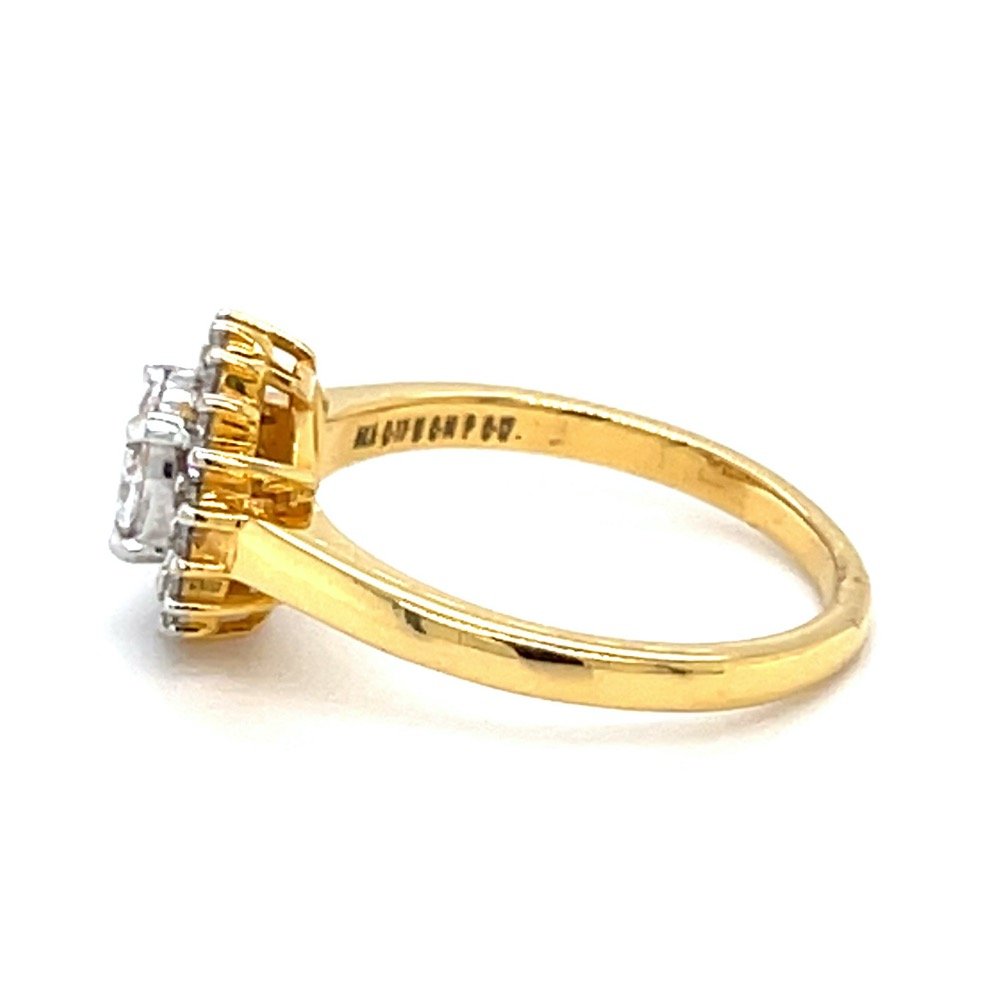 Pressure Setting in a SunFlower Design Diamond Ring 0LR184
