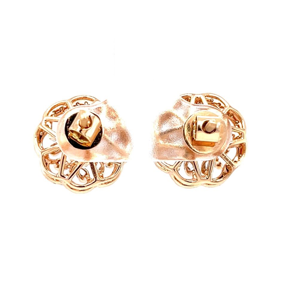 Fancy studs in diamond with pear & round diamonds