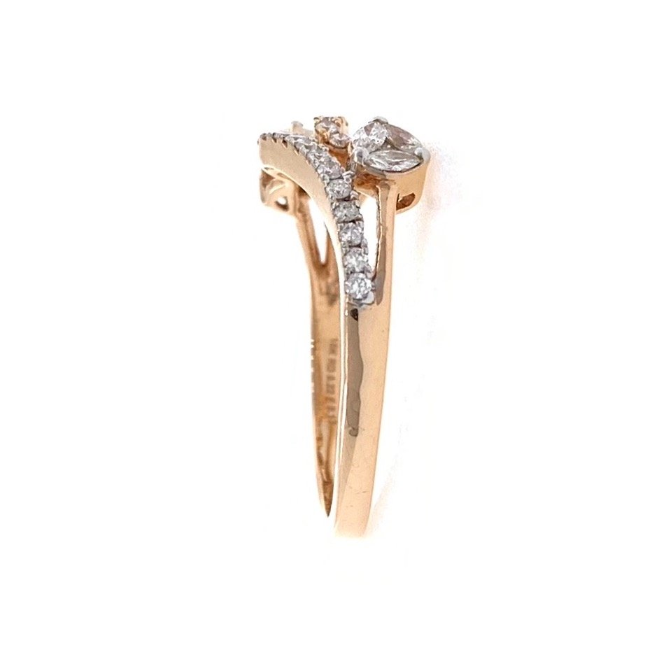 18kt / 750 rose gold fancy diamond ladies ring 9lr164