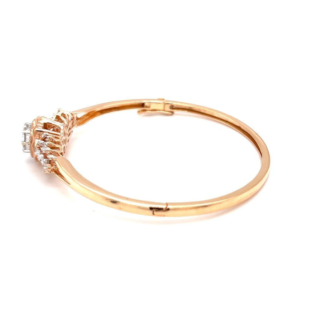 Kereina diamond bracelet in pressure set pie cut for solitaire look