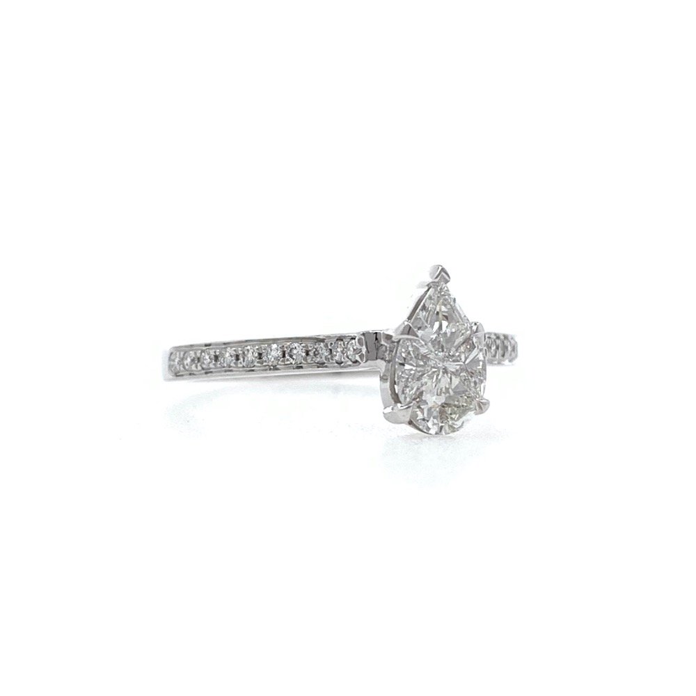 Pear shaped solitaire diamond ring for engagement in 18k white gold - vvs/vs fg - 2.510 grams - 0lr38