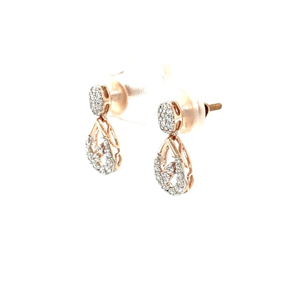 Mesmerizing Hanging Earring in Best Quality Diamonds