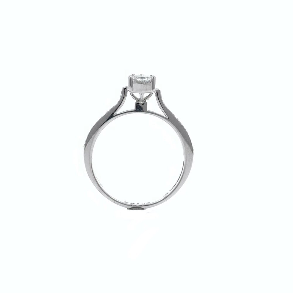 Pear shaped solitaire diamond ring for engagement in 18k white gold - vvs/vs fg - 2.510 grams - 0lr38