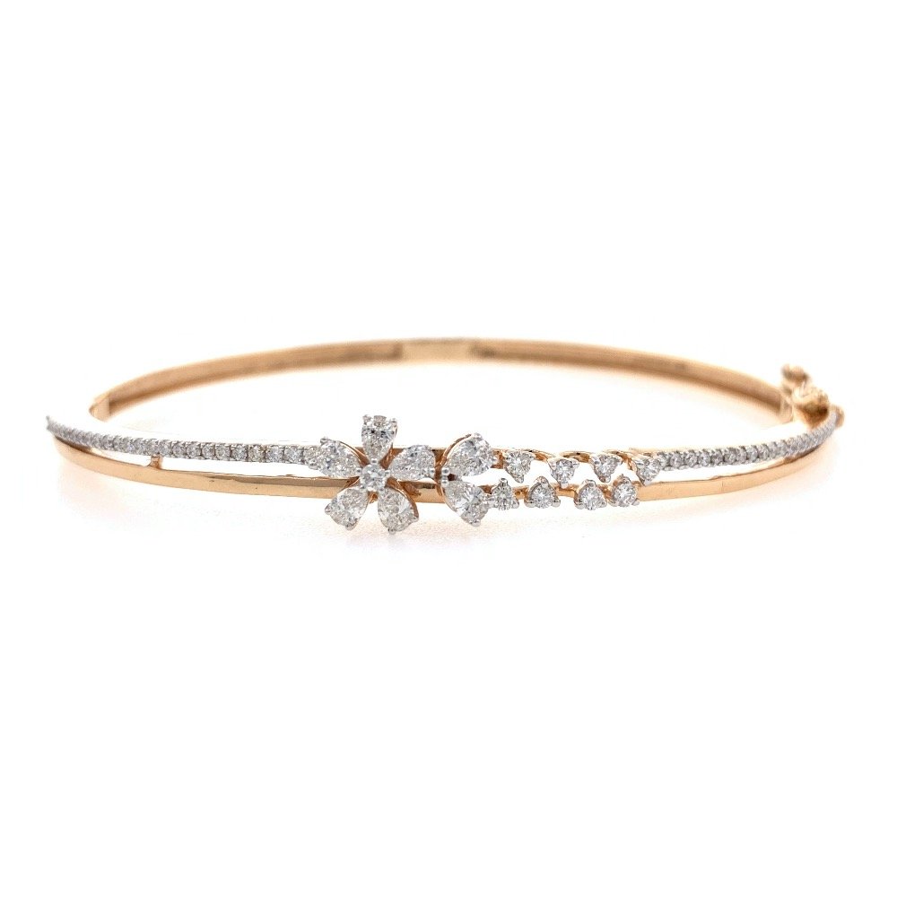 Belle diamond bracelet in rose gold...