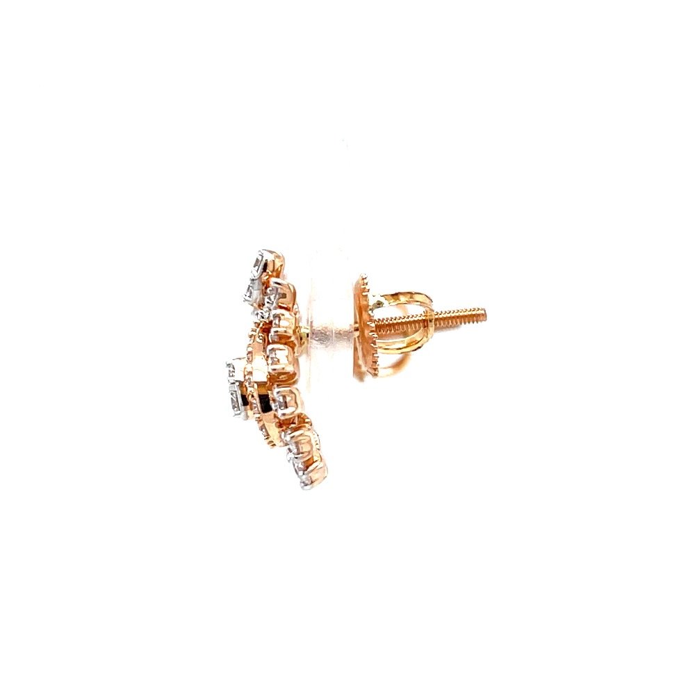 Heart with three prong setting in rose gold diamond stud